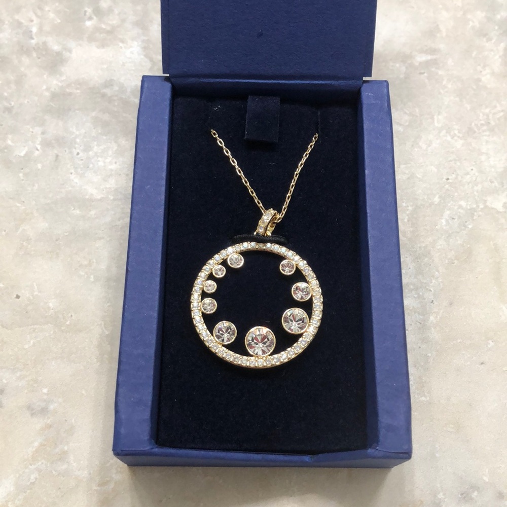 Swarovski Nasya Pendant